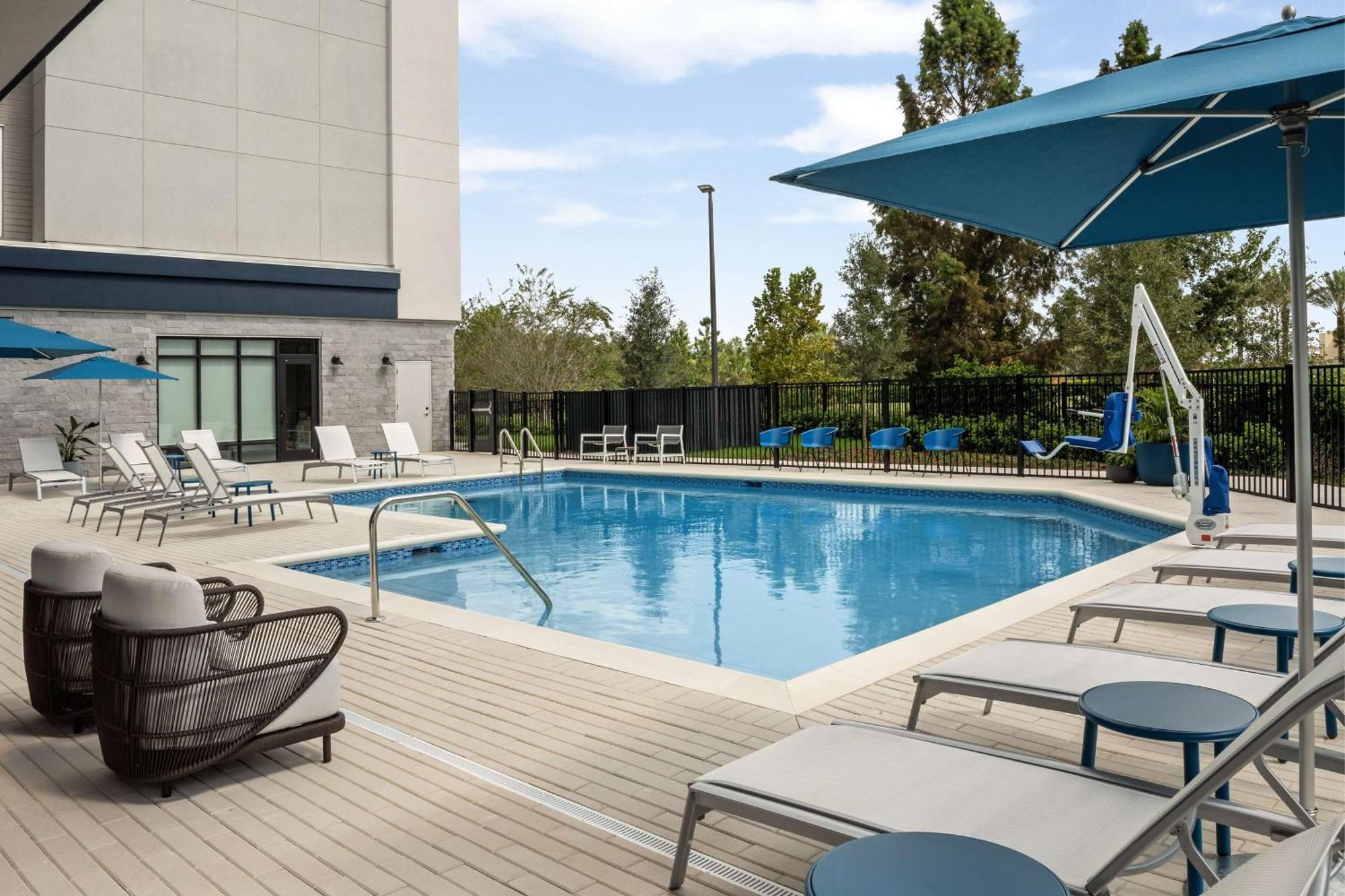 Hampton Inn Orlando Southeast Nona Narcoossee Exterior photo