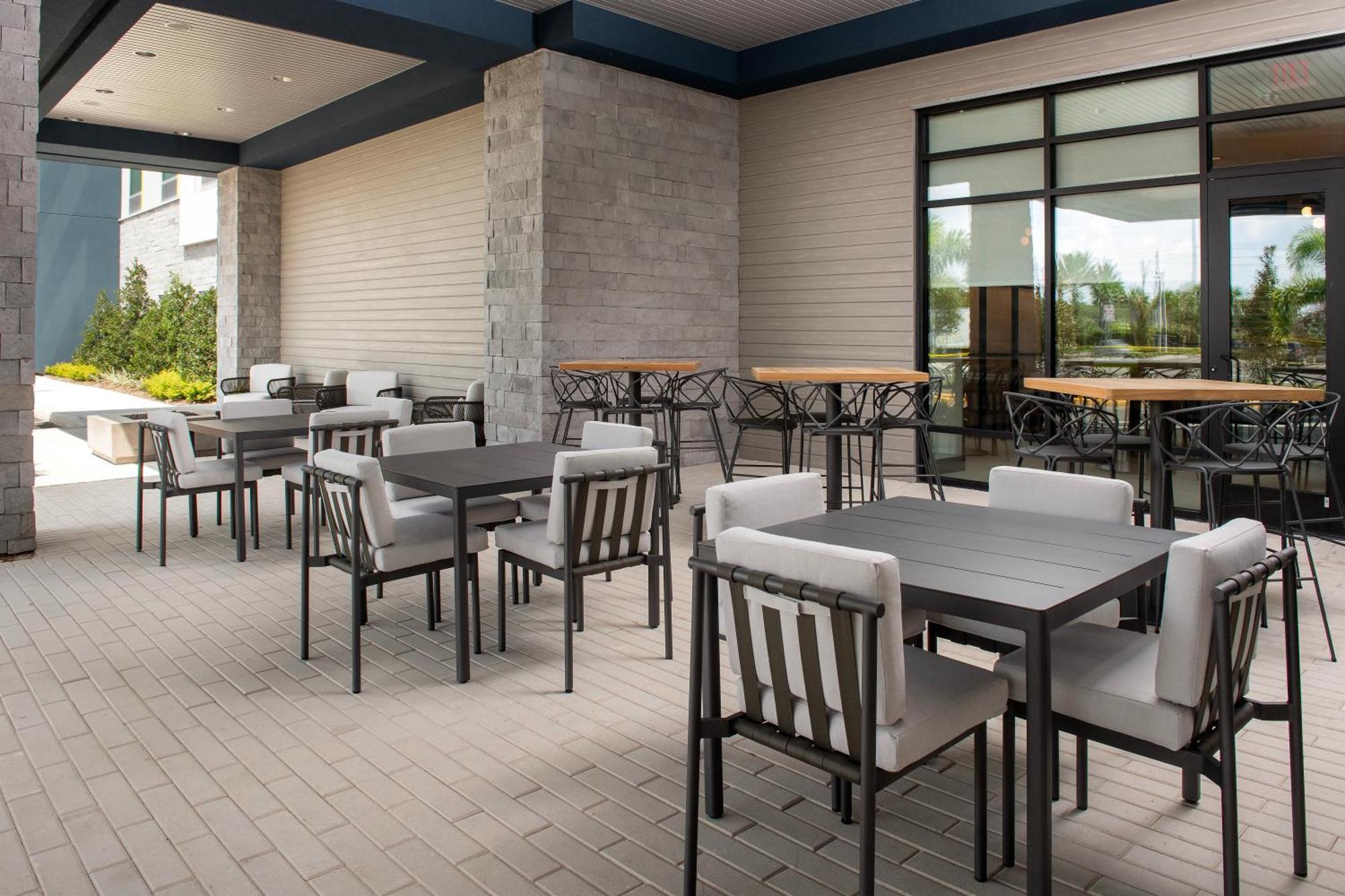 Hampton Inn Orlando Southeast Nona Narcoossee Exterior photo